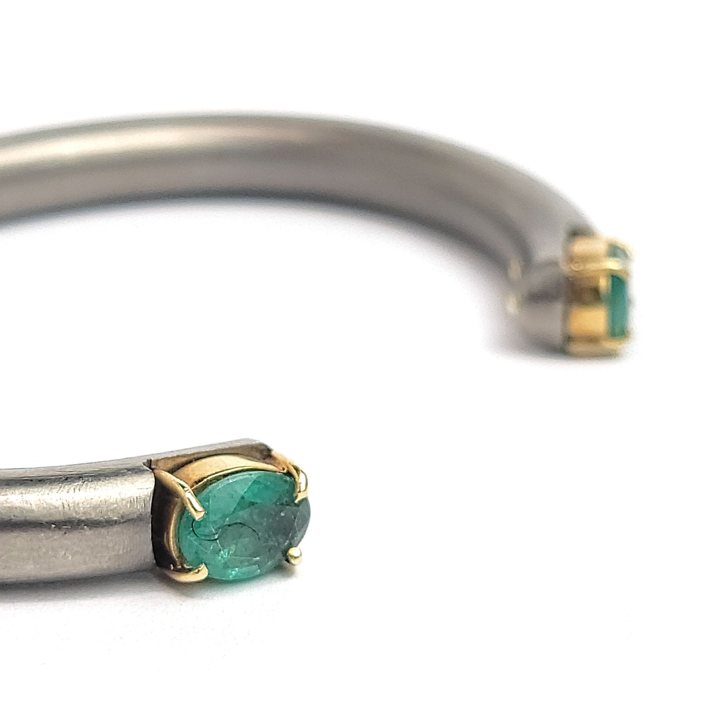 Titanium Bracelet - Emeralds