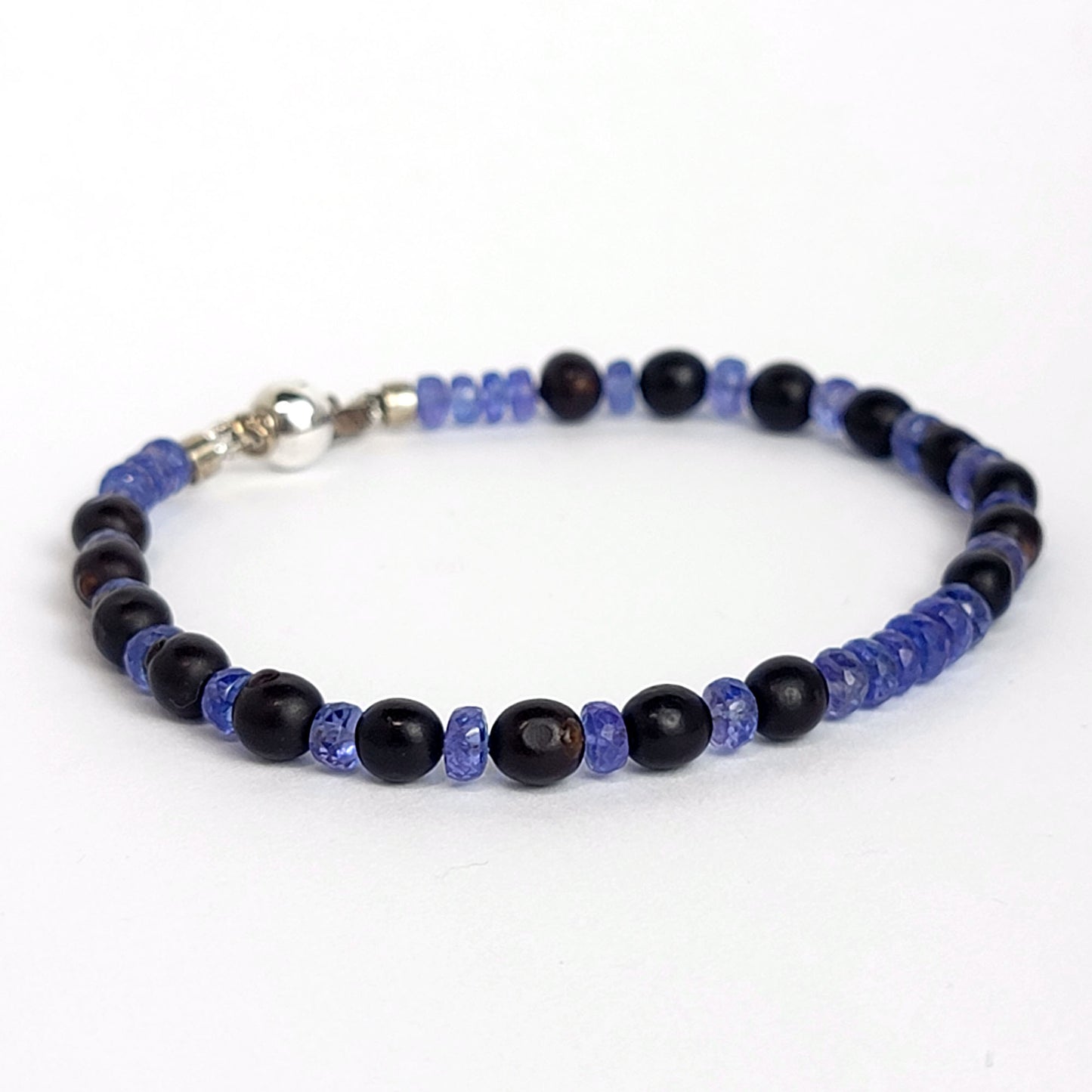 Bracelet Tanzanite and Lily Seed