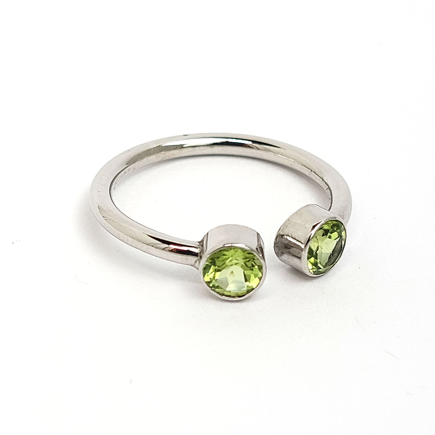 ET Peridot sterling Silver ring