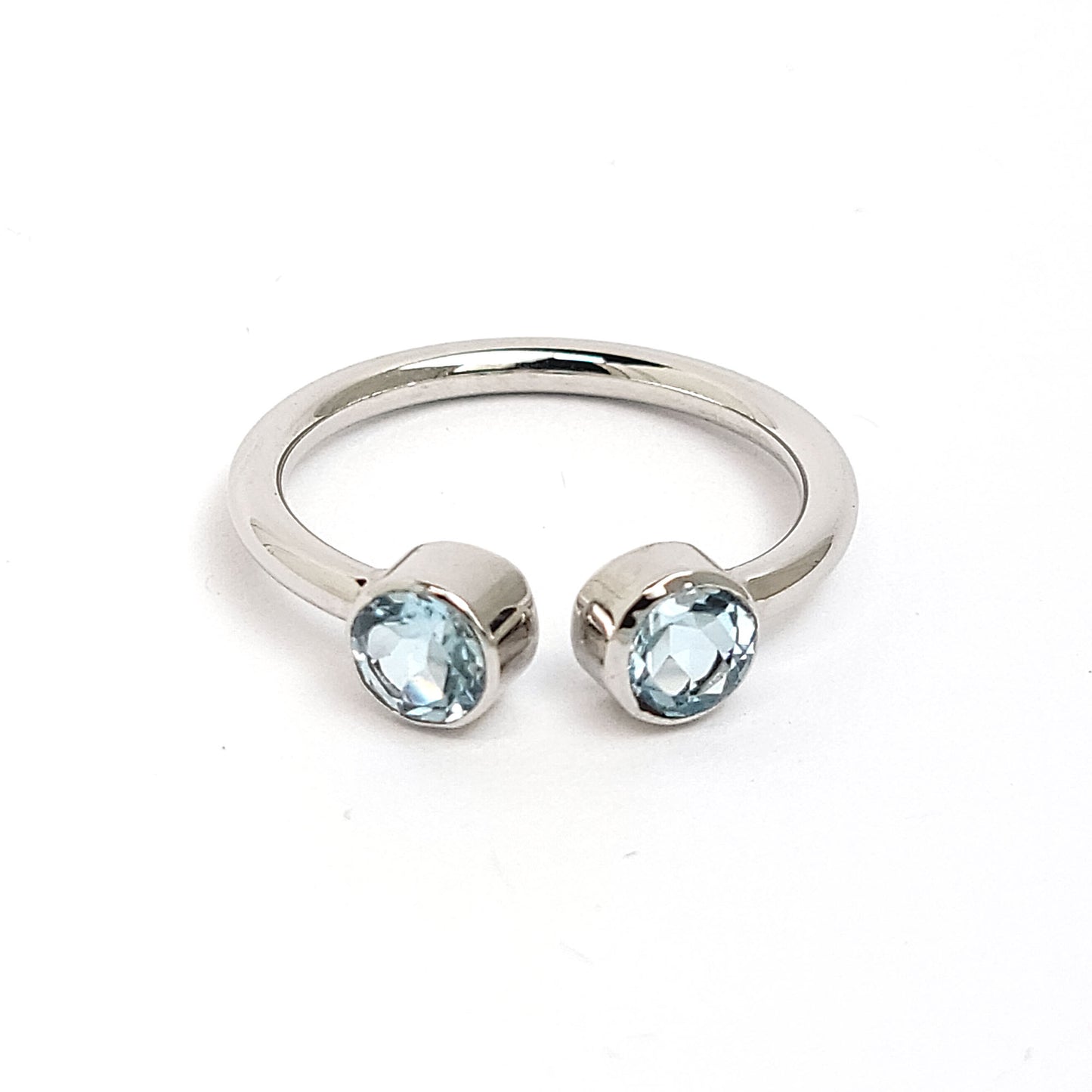 ET Blue Topaz sterling Silver ring