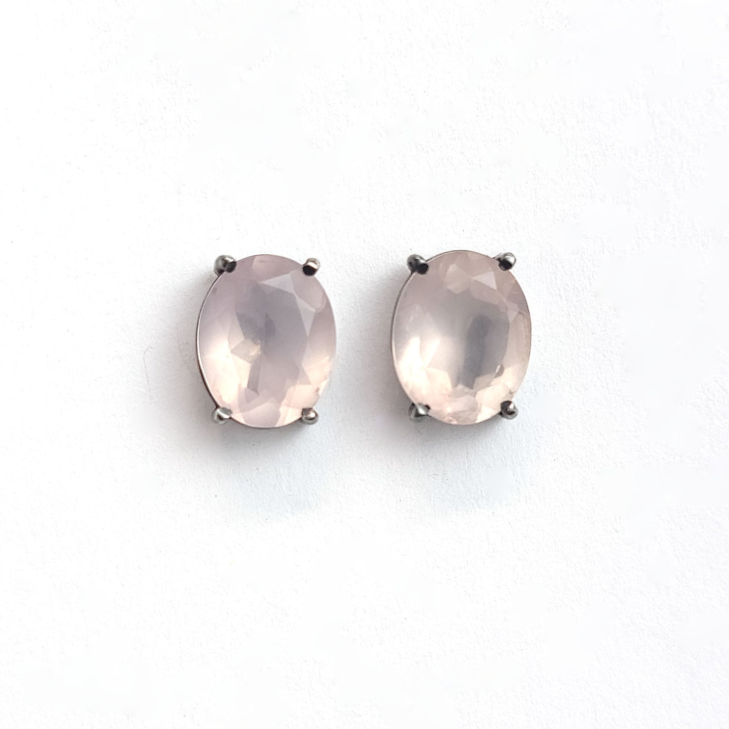 Earrings sterling solitaire - Pink Quartz