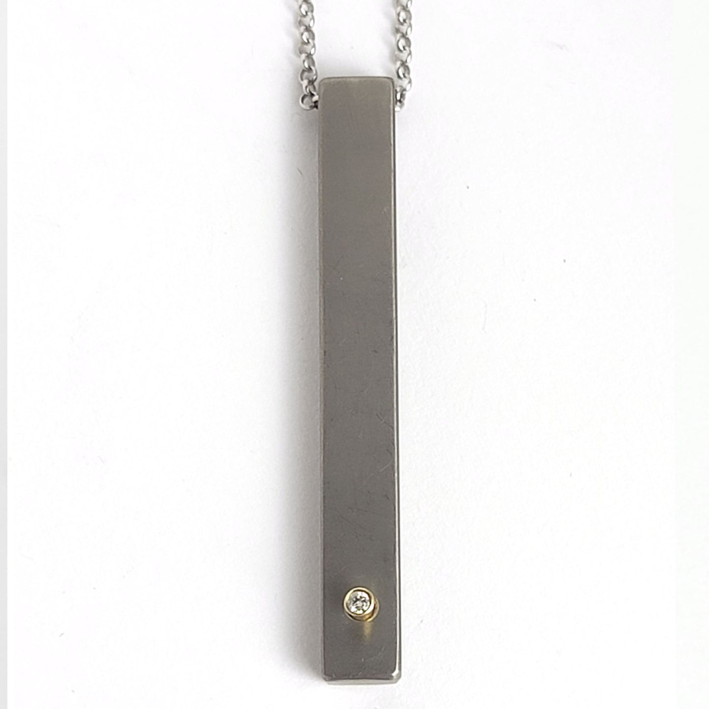 Titanium Stick Pendant - Diamond