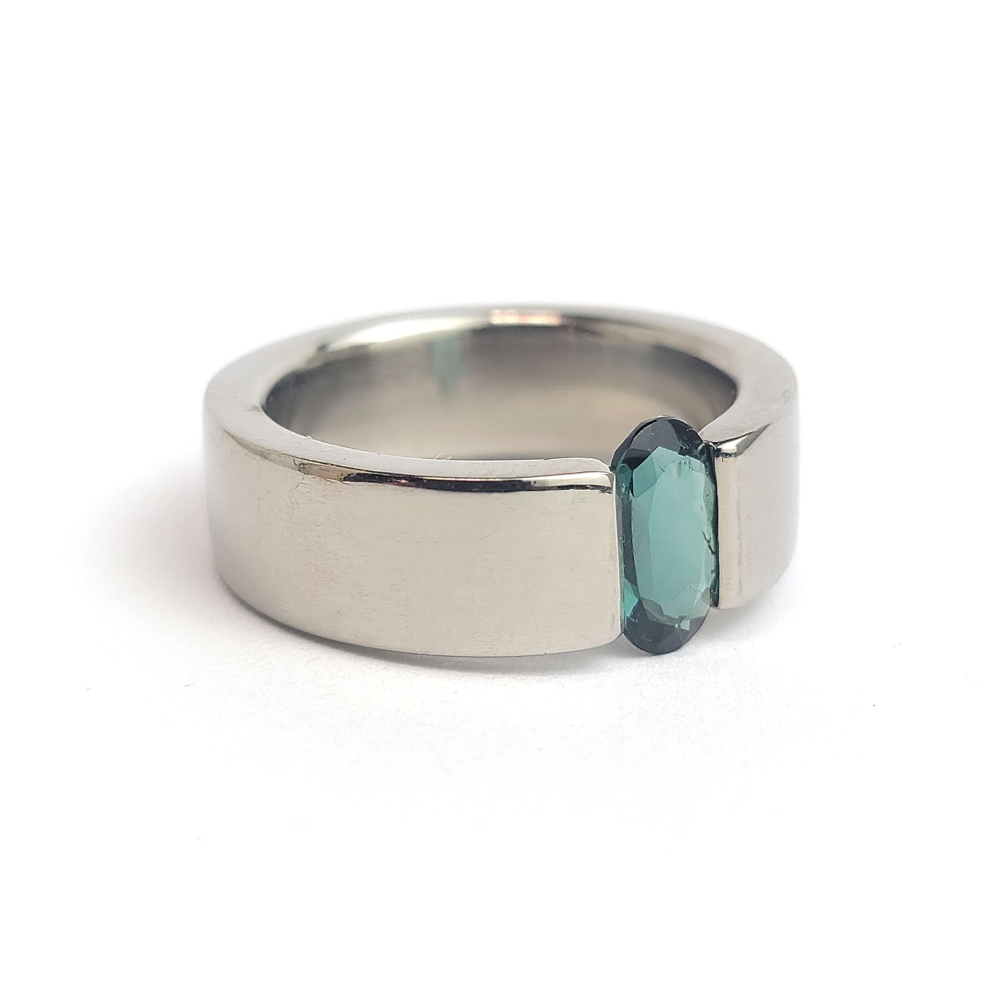 Titanium ring - Bluish Green Tourmaline