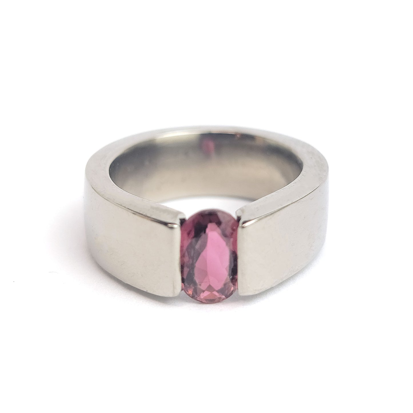 Titanium ring - Pink Tourmaline